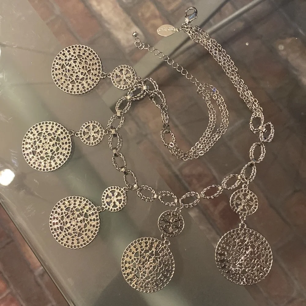WHBM - silver tone bib necklace w 5 large & small rhinestone discs, multi chains - Picture 10 of 16